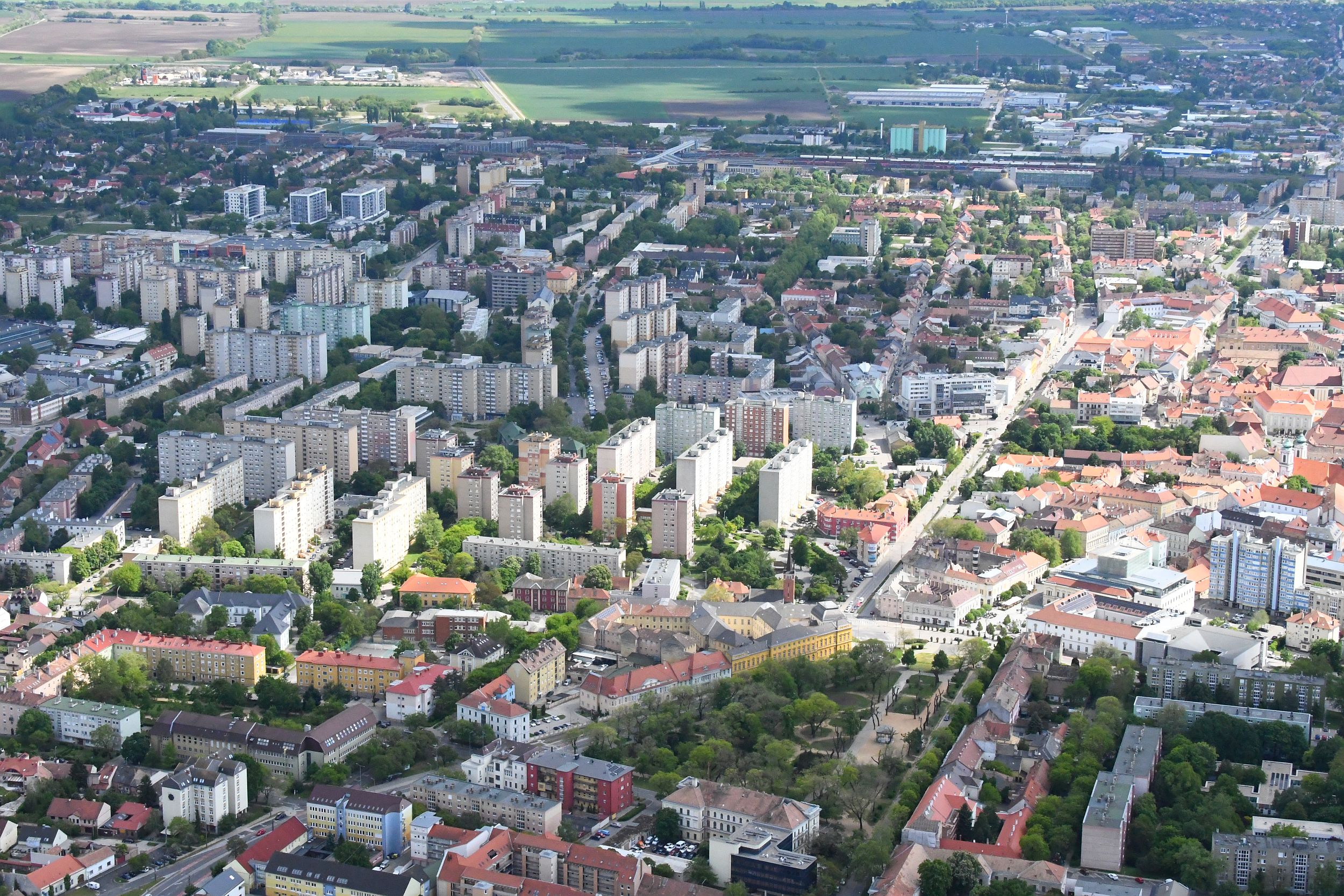 Szerdán és csütörtökön tart fogadóórát dr. Kovács Zsoltné önkormányzati képviselő